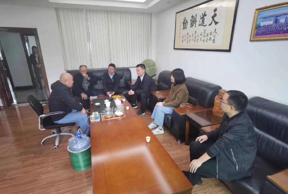 漳平市人民政府黨組成員，副市長程瀟坦同志等一行五人，蒞臨福建瑞森新材料股份有限公司指導參觀
